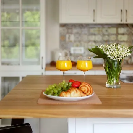 #stayhere 3bdr Modern & Stylish - Heart Of Old Town By Houseys