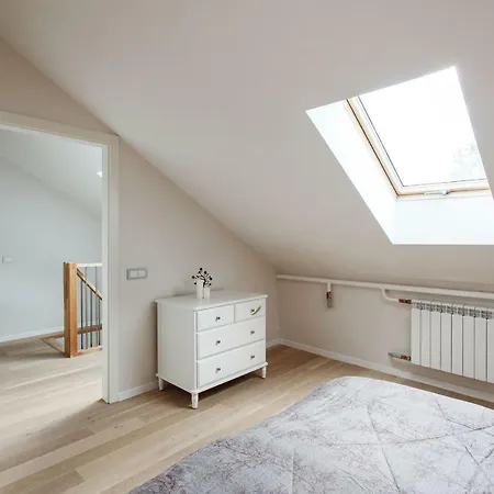 #stayhere 3bdr Modern & Stylish - Heart Of Old Town By Houseys *