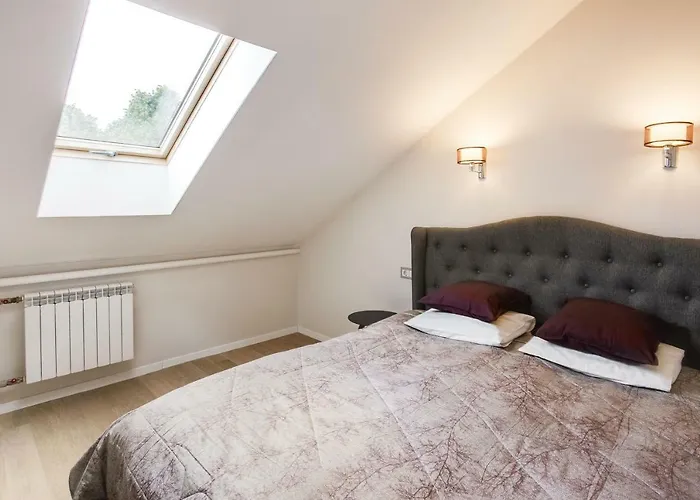 #stayhere 3bdr Modern & Stylish - Heart Of Old Town By Houseys *