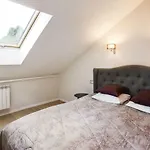 #stayhere 3bdr Modern & Stylish - Heart Of Old Town By Houseys *